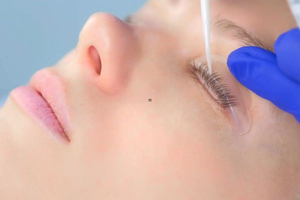 What Is a Lash Lift and How It Works in Dallas 2026