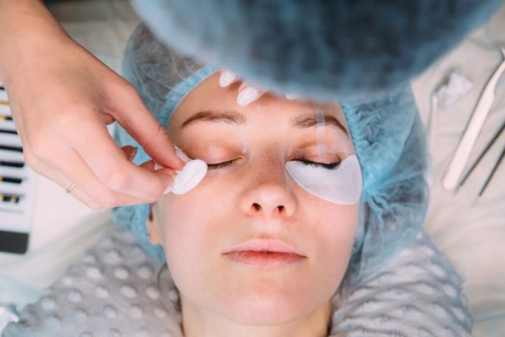 Lash Baths for Healthier Lash Extensions at Glow Up Studio